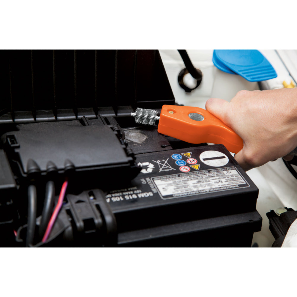 Cepillo limpiador de terminales de baterías, 4 en 1, Truper - Código: 17110