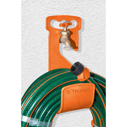 Gancho plástico naranja para manguera de jardín, Truper - CÓDIGO: 100173